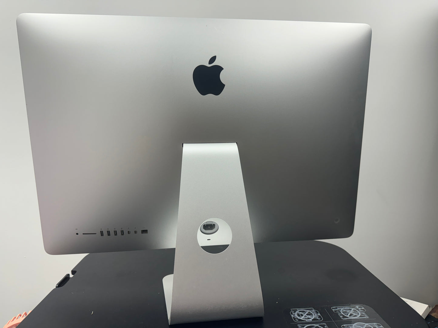 Apple iMac 2015 5K 27-inch - TOP SPEC MODEL - 24GB RAM - Core i5 - 1TB
