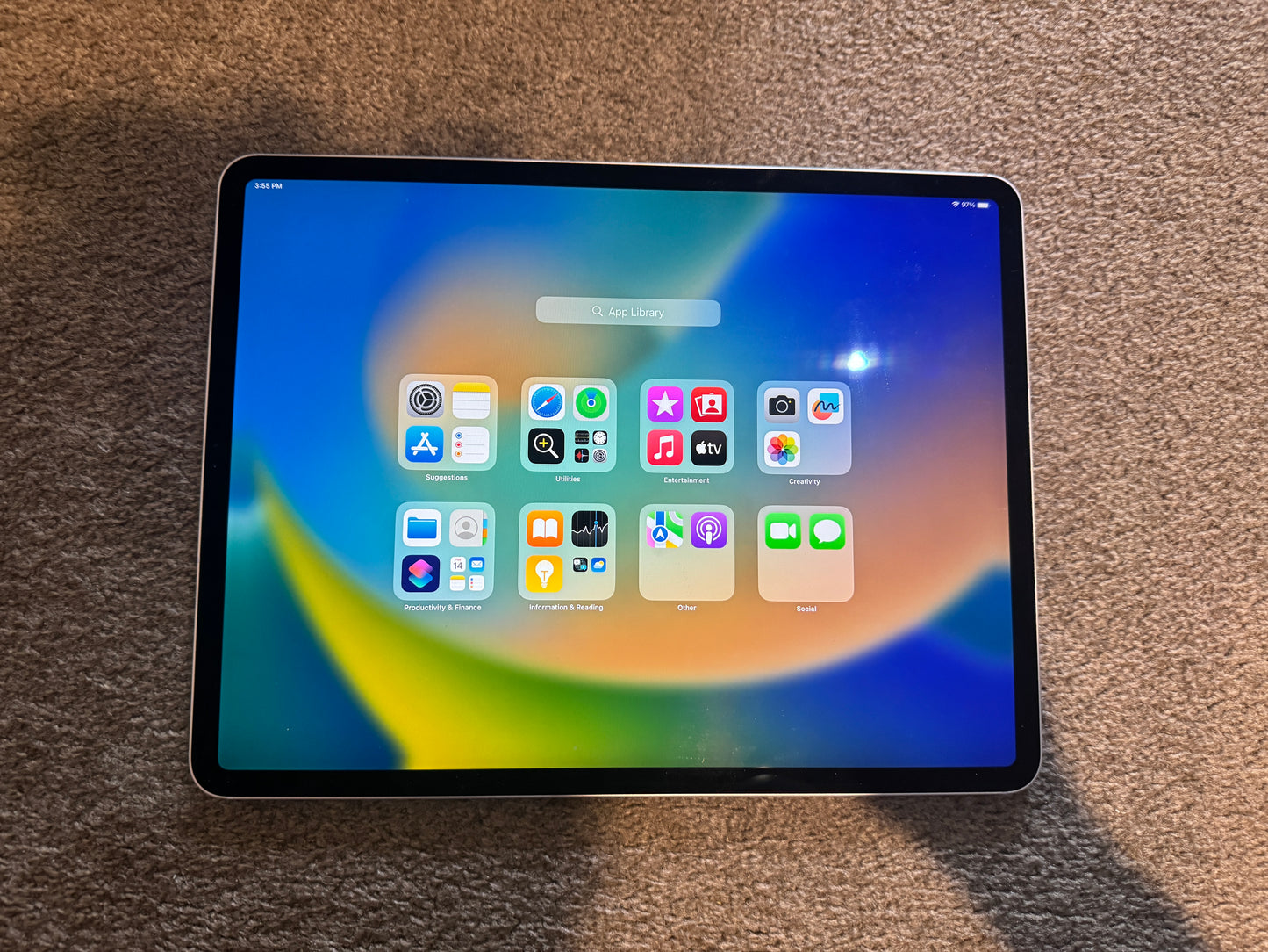 Pristine iPad Pro 12.9-inch (3rd generation) 2019 Wi-Fi + Cellular 256GB