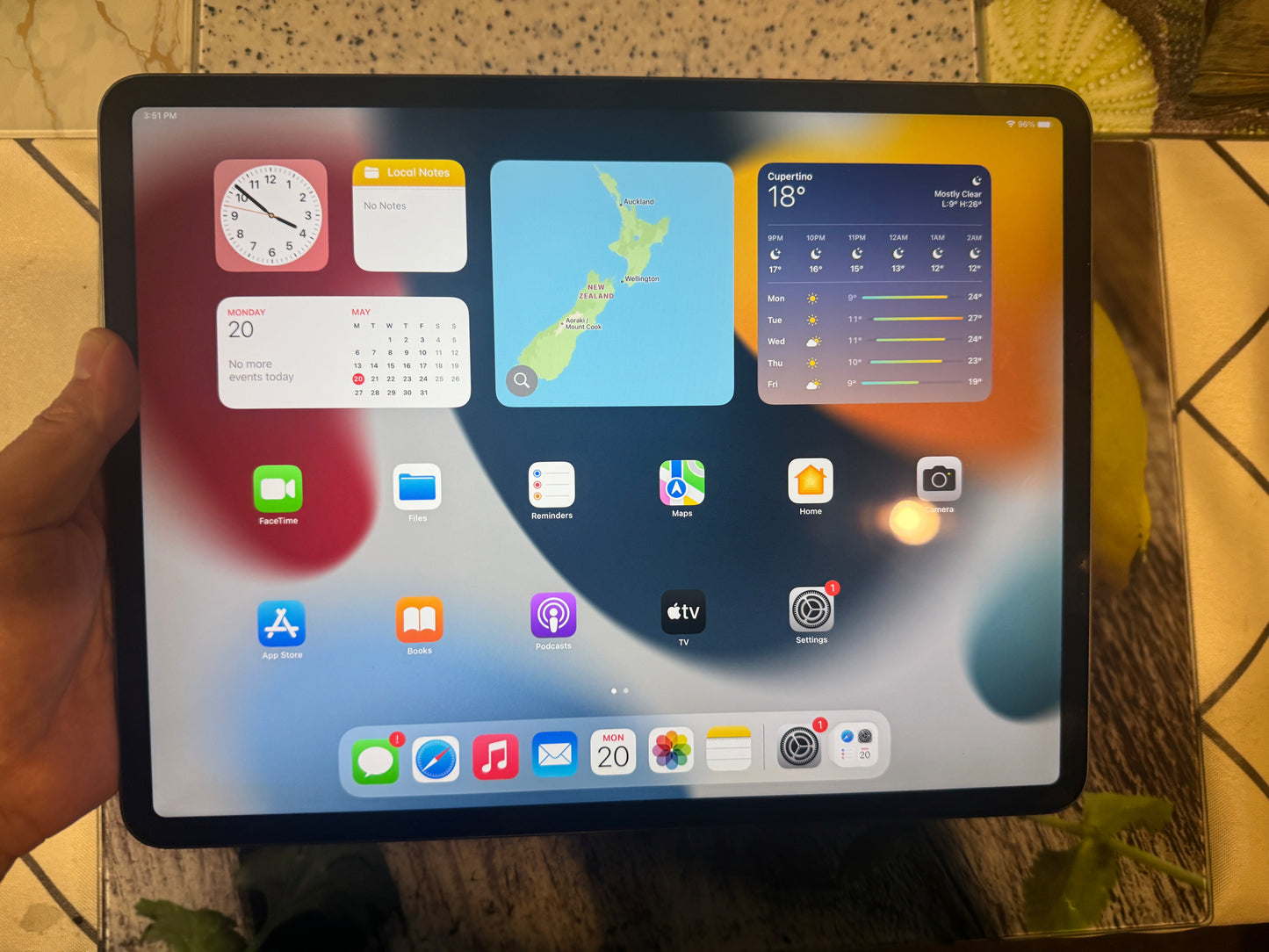 Immaculate Apple iPad Pro 12.9" (3rd Gen)  2019 256GB Battery Health 89%