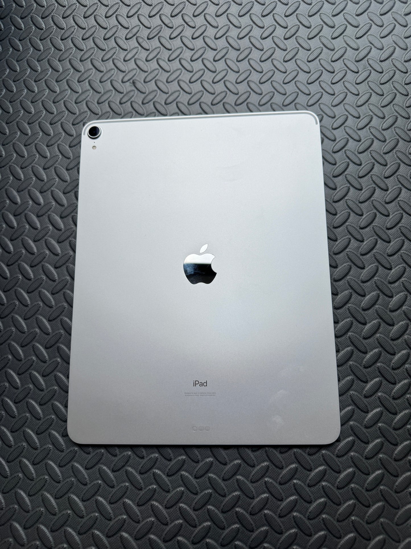 Tidy Apple iPad Pro 12.9" 3rd Gen 64GB 2019 Battery Health 84% IOS 18