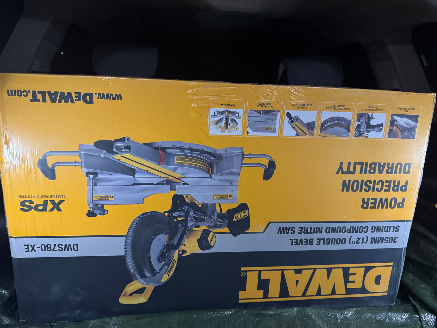 DeWalt DWS780-XE 1675W 305mm (12") Dual Bevel Slide Compound Mitre Saw