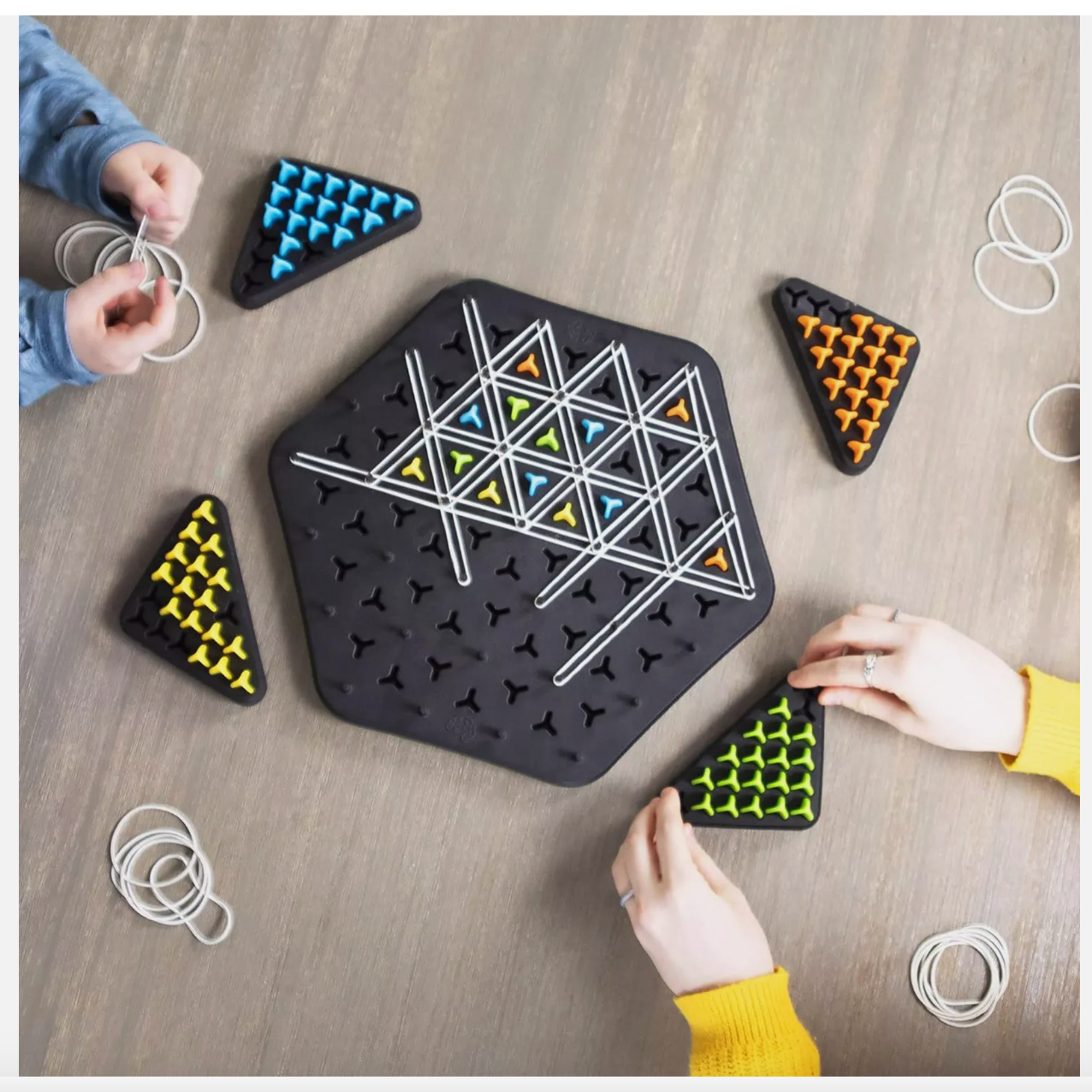 Triggle Game Funny Chain Triangle Game Peg Board Brain-Strategy Board Game Gift