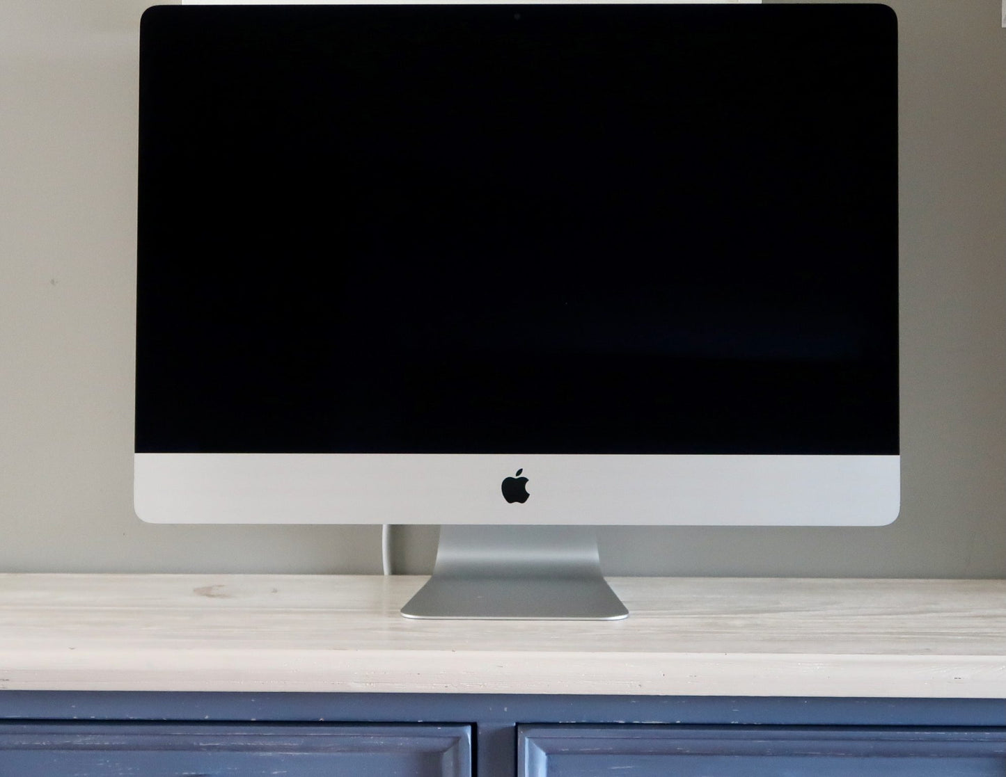 Excellent iMac (Retina 5K, 27'', 2019) 1TB Fusion Drive 8GB RAM Radeon Pro 4GB